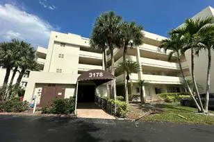 3178 Via Poinciana, Greenacres, FL 33467 - Photo 2