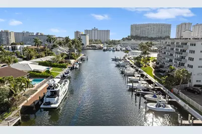 140 NE 28th #604, Pompano Beach, FL 33062 - Photo 18