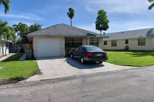 1322 Pines Ln, West Palm Beach, FL 33415 - Photo 34