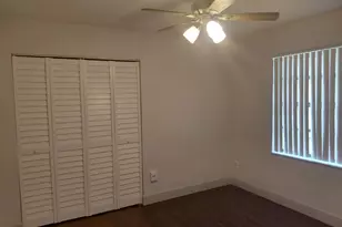 1322 Pines Ln, West Palm Beach, FL 33415 - Photo 6