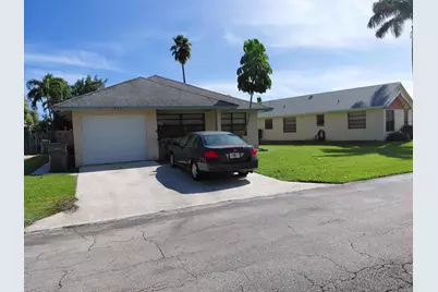1322 Pines Lane, West Palm Beach, FL 33415 - Photo 38