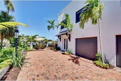 1121 Bel Air Drive #4, Highland Beach, FL 33487 - Photo 2