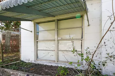 1913 Wyoming Avenue, Fort Pierce, FL 34982 - Photo 4