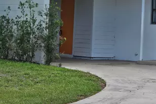 121 SE Princess, Port Saint Lucie, FL 34952 - Photo 10