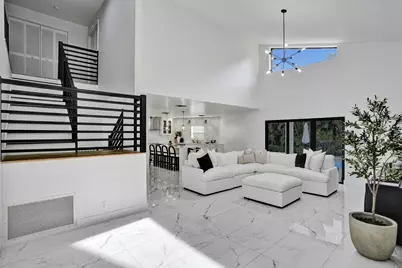 861 Mockingbird Lane, Plantation, FL 33324 - Photo 8