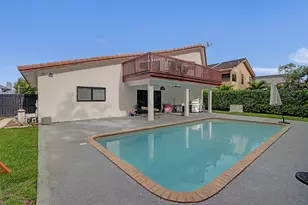 861 Mockingbird Ln, Plantation, FL 33324 - Photo 2