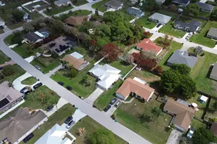 2325 SE Beechwood Terrace, Port Saint Lucie, FL 34952 - Photo 38