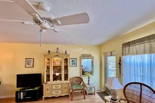 39 Harwood B, Deerfield Beach, FL 33442 - Photo 4