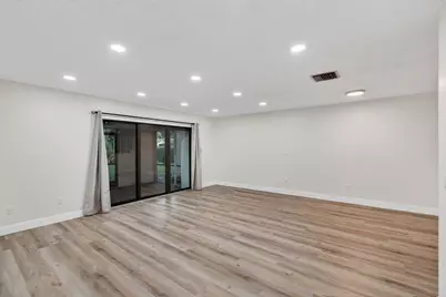 21682 Cypress Road #11c, Boca Raton, FL 33433 - Photo 18