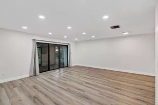 21682 Cypress Rd, Boca Raton, FL 33433 - Photo 18