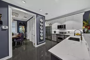 2227 NE 9th Ave, Wilton Manors, FL 33305 - Photo 10