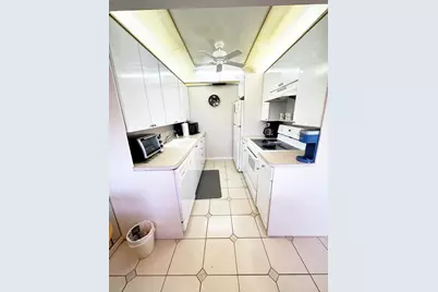 3097 Newport S #3097, Deerfield Beach, FL 33442 - Photo 12
