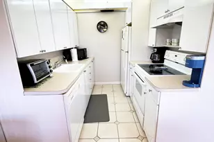 3097 Newport S, Deerfield Beach, FL 33442 - Photo 12