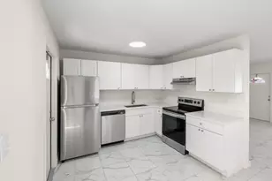 621 N 71st Ave, Hollywood, FL 33024 - Photo 8