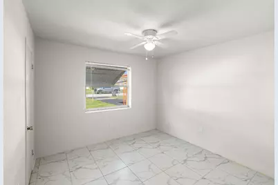 621 N 71st Avenue, Hollywood, FL 33024 - Photo 18