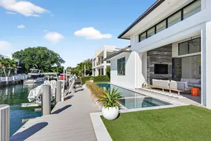 520 Golden Harbour Dr, Boca Raton, FL 33432 - Photo 18