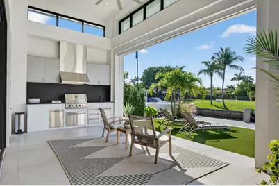 520 Golden Harbour Drive, Boca Raton, FL 33432 - Photo 26