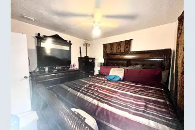 925 W 3rd Street, Riviera Beach, FL 33404 - Photo 14