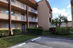 8950 Sunrise Lakes Blvd, Sunrise, FL 33322 - Photo 4