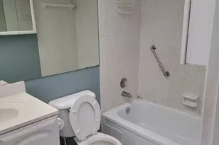 8950 Sunrise Lakes Blvd, Sunrise, FL 33322 - Photo 12