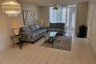 8950 Sunrise Lakes Blvd, Sunrise, FL 33322 - Photo 10