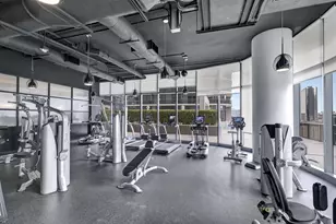 55 SW 9th St, Miami, FL 33130 - Photo 36