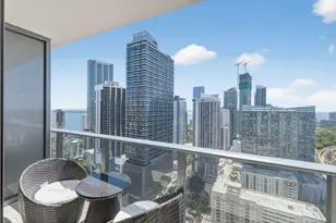 55 SW 9th St, Miami, FL 33130 - Photo 20