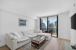 55 SW 9th St, Miami, FL 33130 - Photo 4