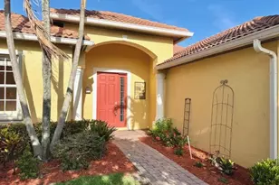 335 NW Sheffield Cir, Port Saint Lucie, FL 34983 - Photo 4