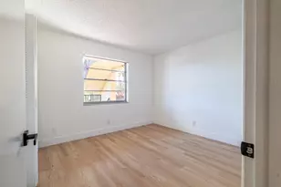 3121 NW 47th Terrace, Lauderdale Lakes, FL 33319 - Photo 10