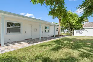 662 Granada St, Fort Pierce, FL 34949 - Photo 2