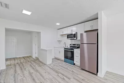 662 Granada Street, Fort Pierce, FL 34949 - Photo 12