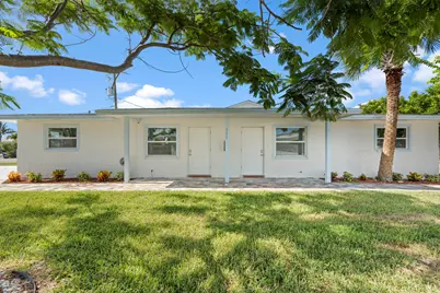 662 Granada Street, Fort Pierce, FL 34949 - Photo 1