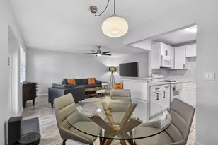 155 Windsor G, West Palm Beach, FL 33417 - Photo 10