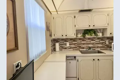 20 Valencia #A, Delray Beach, FL 33446 - Photo 8