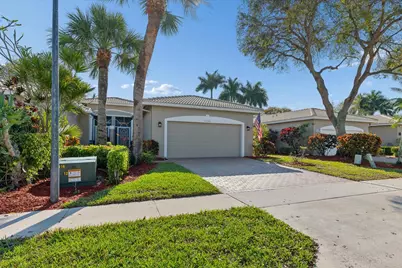 10760 Royal Caribbean Circle, Boynton Beach, FL 33437 - Photo 2