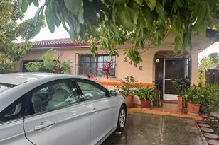 2446 W 70th Pl, Hialeah, FL 33016 - Photo 4