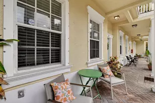 355 E Thatch Palm Cir, Jupiter, FL 33458 - Photo 8