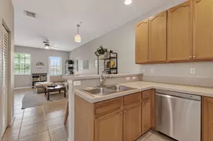 355 E Thatch Palm Cir, Jupiter, FL 33458 - Photo 36