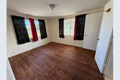 2250 NW 27th Street, Oakland Park, FL 33311 - Photo 12