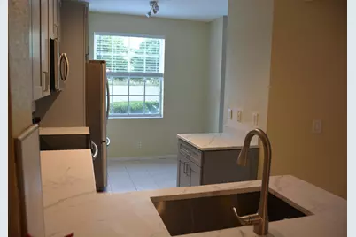 4030 NW 90th Way, Sunrise, FL 33351 - Photo 4