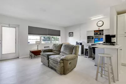 94 Hastings, West Palm Beach, FL 33417 - Photo 4