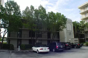 19 Royal Palm Way, Boca Raton, FL 33432 - Photo 36