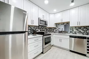 133 Lake Evelyn Dr, West Palm Beach, FL 33411 - Photo 14