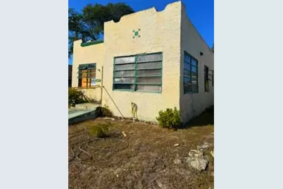 1150 W 25th Street, Riviera Beach, FL 33404 - Photo 2