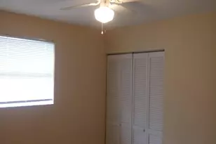 1011 NW 8th St, Hallandale Beach, FL 33009 - Photo 14