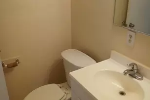 1011 NW 8th St, Hallandale Beach, FL 33009 - Photo 10