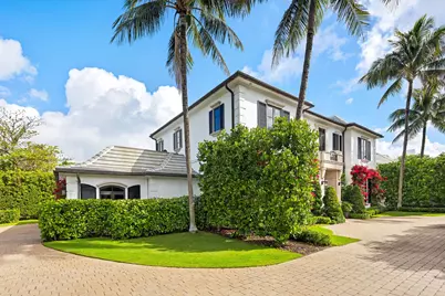 125 Via Vizcaya, Palm Beach, FL 33480 - Photo 2