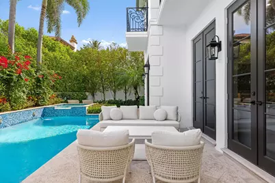 125 Via Vizcaya, Palm Beach, FL 33480 - Photo 24