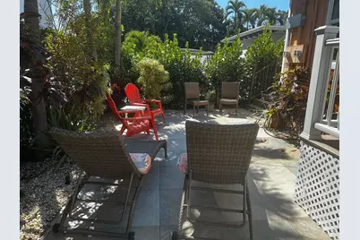 323 NE 7th Avenue #B, Delray Beach, FL 33483 - Photo 16